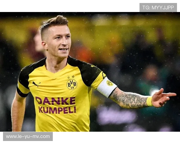 罗伊斯欧冠5场造进球创纪录！33岁队长演绎大腿模式，多特蒙德虽败犹荣